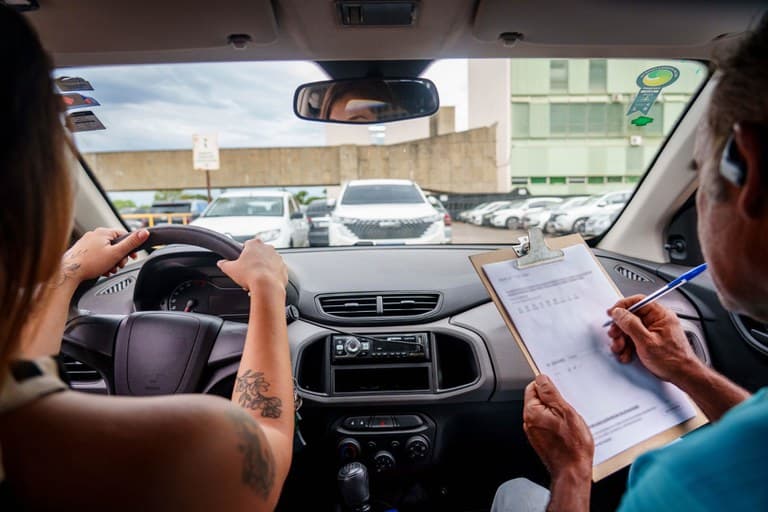 Access to Driver’s License in Brazil: New Contran Rules Deregulate and Reduce Costs