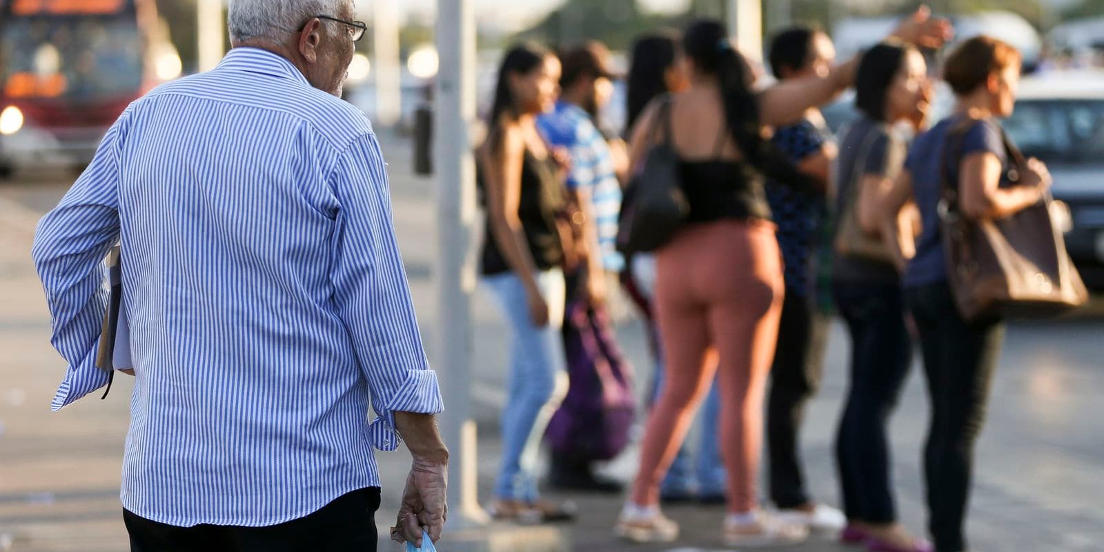 INSS Pensioner and Retiree Ceiling Rises to R$ 8,475.55 in 2026