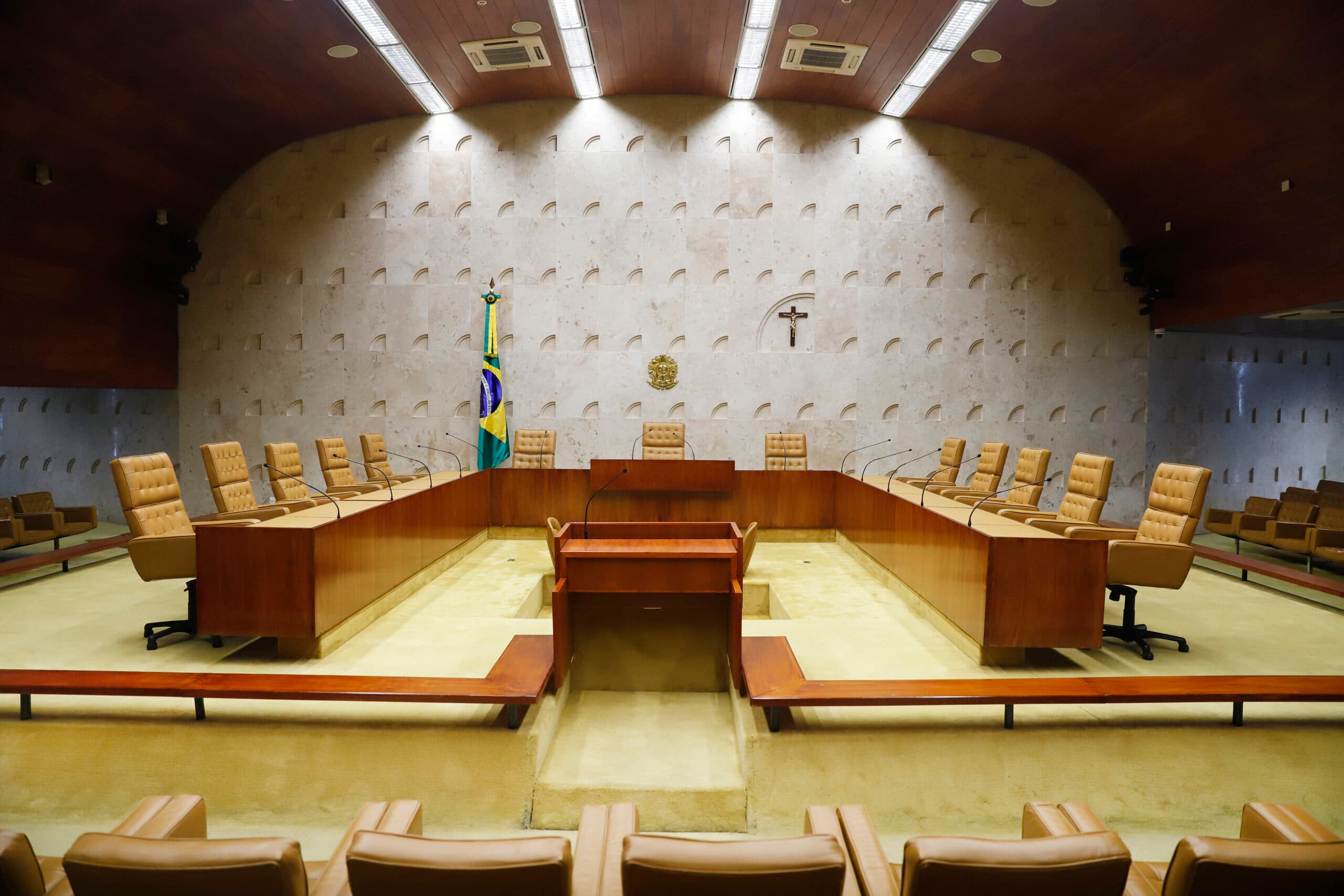 STF suspends proceedings on equal contribution time for men and women in supplementary pension plans